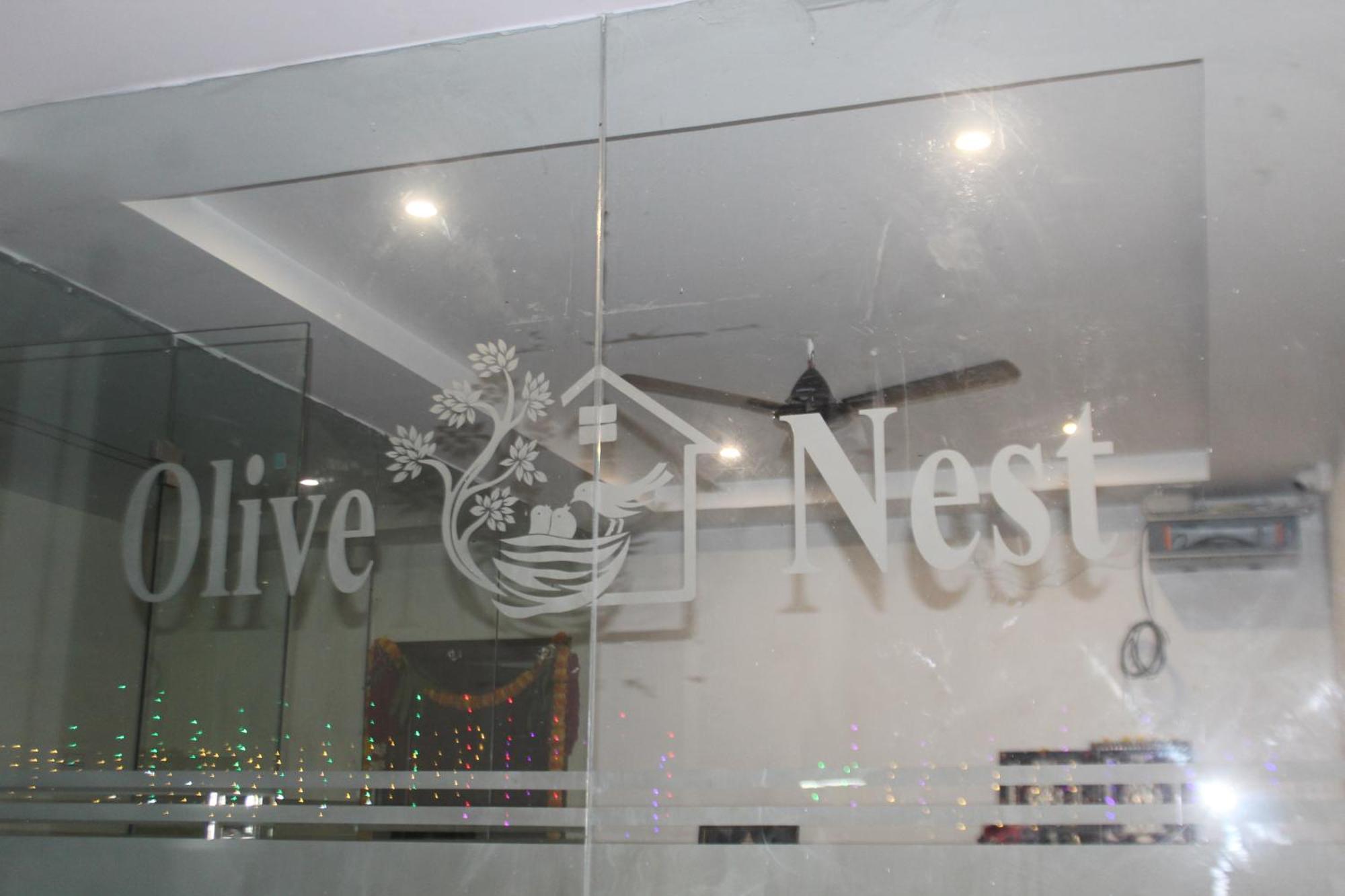 Отель Olive Nest- Tirupati Bus Stand- 300 Meters, Railway Station- 400 Meters Экстерьер фото
