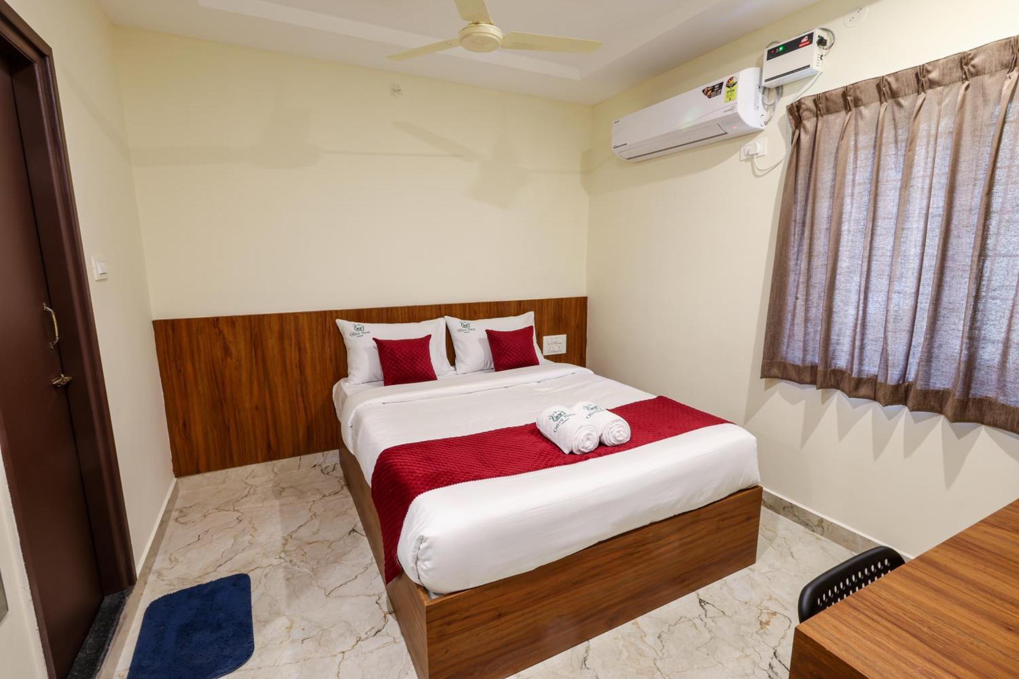Отель Olive Nest- Tirupati Bus Stand- 300 Meters, Railway Station- 400 Meters Экстерьер фото